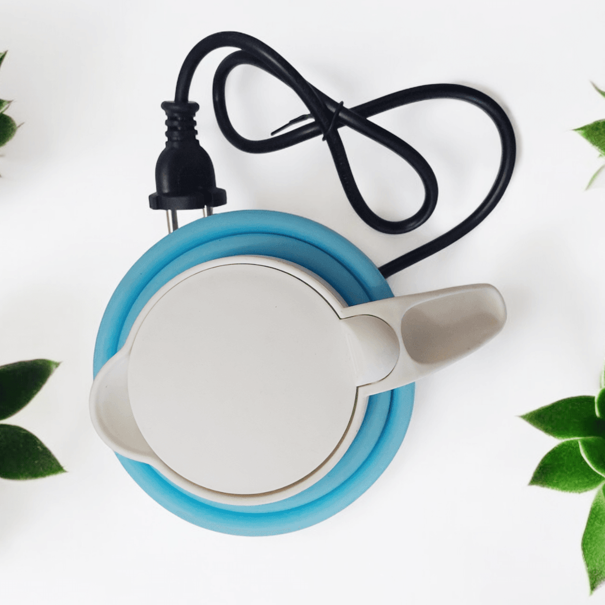 Mini Portable & Foldable Electric Kettle - Image 4